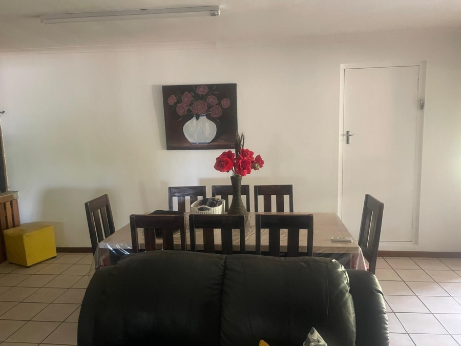5 Bedroom Property for Sale in Porterville Western Cape